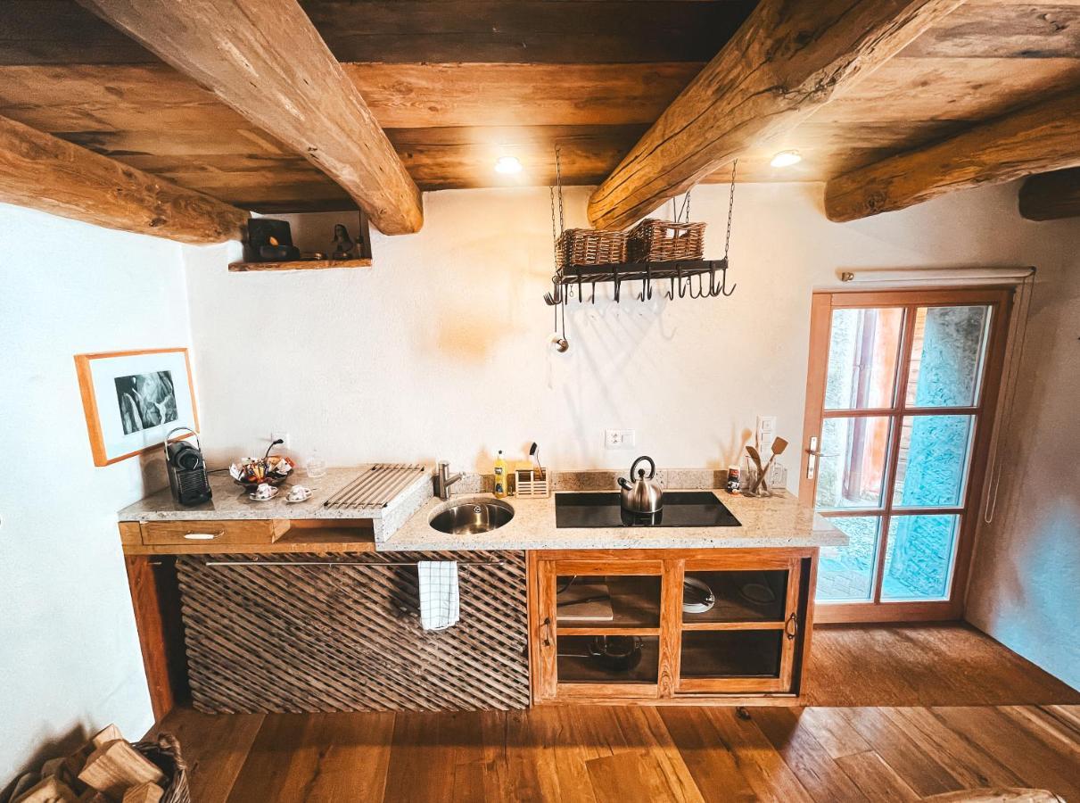 Case Di Sotto, House & Breakfast Muralto Buitenkant foto