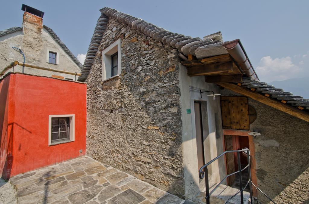 Case Di Sotto, House & Breakfast Muralto Kamer foto